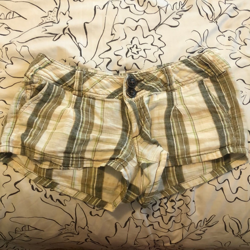 Canvas plaid shorts